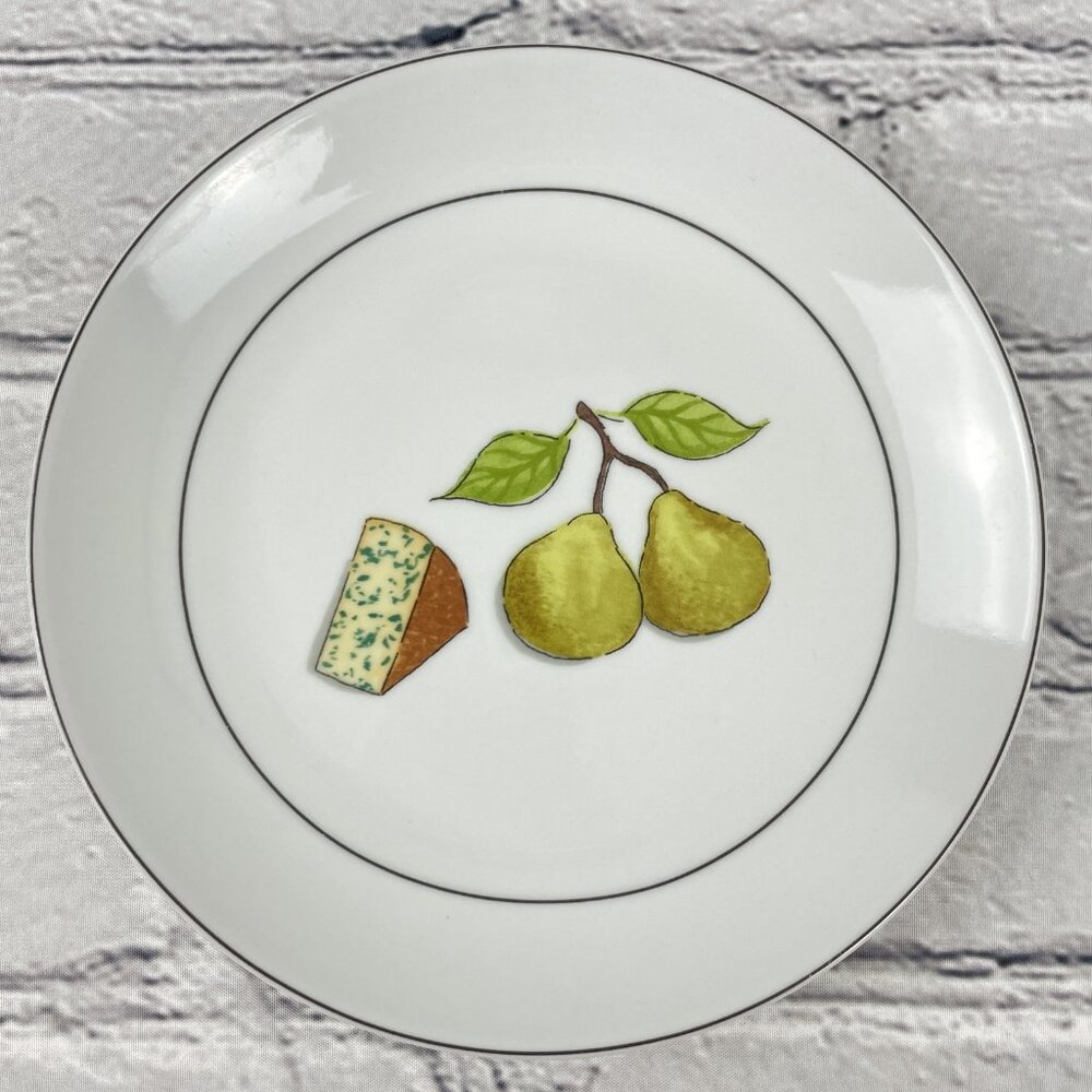 Crate & Barrel Nancy Green Fruit Fromage Appetizer Plates Set of 4 - Picture 3 of 8